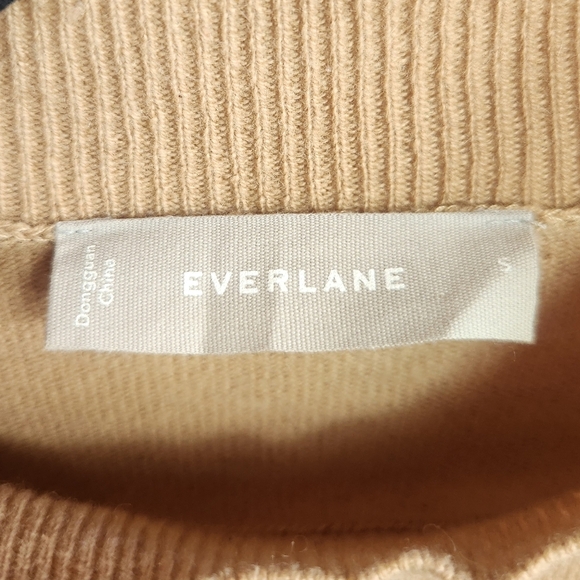 Everlane Preppy Classic Casual Winter Cashmere Mock Neck Sweater Camel Tan Small - Picture 10 of 11